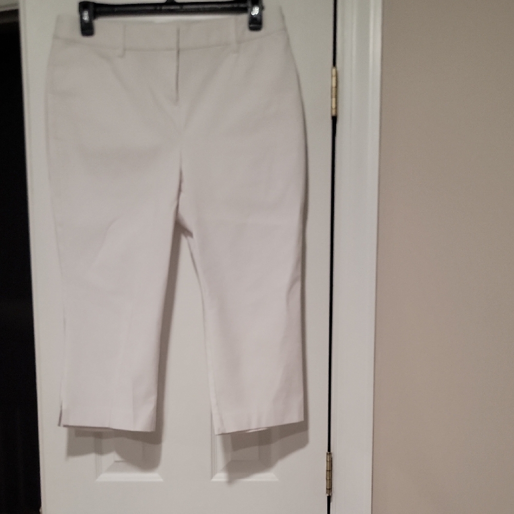 Lane Bryant Cream Cropped Straight-Leg Capris